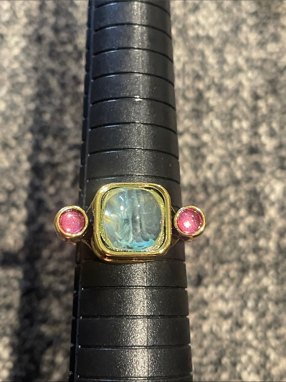 NWT Cocktail Ring Gold tone setting, two Pink & one Aquamarine Glass Stones
